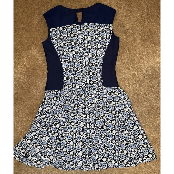 Veeko DaisyFloral Fit & Flare Dress NavyBlueWhite Retro Print Sleeveless Size 34 - Picture 5 of 11